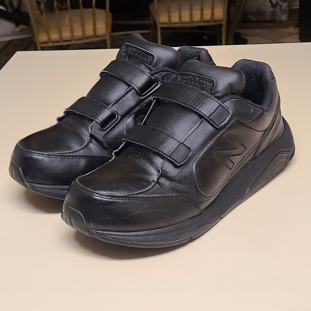 New Balance 928 V3 Hook and Loop leather walking sneakers size 12 wide